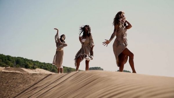 Chintamani Alchemistry shooting in Mui Ne by Asya Molochkova