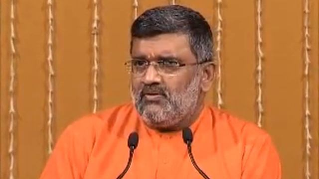 Bhagavad Gita, Chapter 5, Verses 11-14, (182) смотреть онлайн