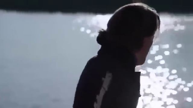 EL ATAQUE DEL TIBURON PELICULA COMPLETA EN ESPAÑOL смотреть онлайн