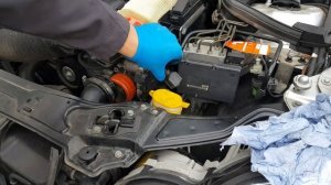 Mercedes W203.M271. Как снять и почистить дроссель. Drosselklappe W203 ausbauen und reinigen M271