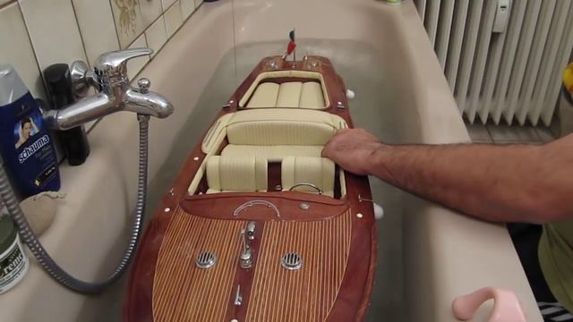 Riva RC Riva Super Aquarama 1:7,5 Test 1 смотреть онлайн