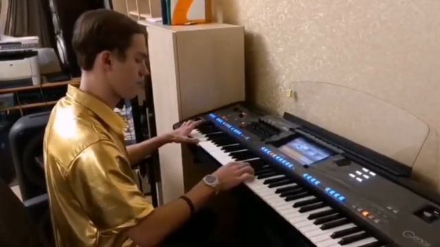 Zivert- Смех и грех ( cover ) смотреть онлайн