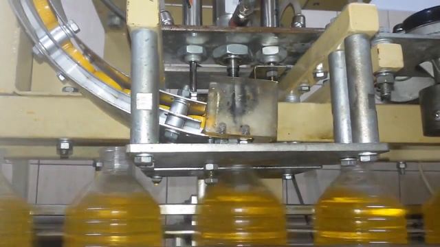 Фасовочное оборудование Линия розлива подсолнечного масла в ПЭТ бутылки смотреть онлайн