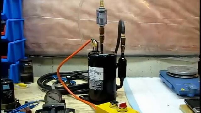 DIY Vacuum Pump - Repurposing refrigeration compressors смотреть онлайн