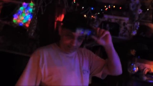 Подготовка поверхности пластиковой полки к декупажу. смотреть онлайн