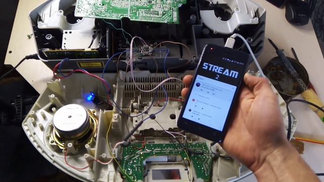 Как установить Bluetooth модуль в магнитофон? АПГРЕЙД МАГНИТОФОНА ИЗ 90-х смотреть онлайн