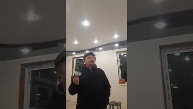 Видео отзыв натяжные потолки «Араскал» смотреть онлайн