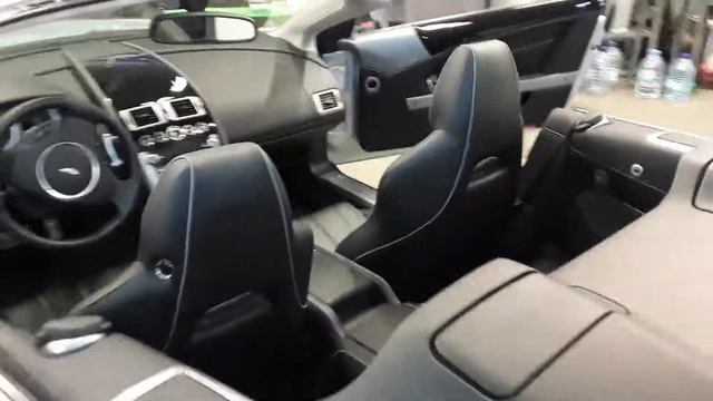 Еще один кабриолет у нас на установке Астон Мартин в Авто Ателье АврорА в Спб смотреть онлайн