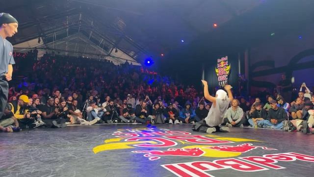 Redbull BC One Paris 2023 - Footworkerz Battles Finals (Dias VS Millie) смотреть онлайн