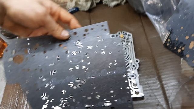 Ауди А6С5 Олроуд 2.7. Прокладка Гидроблока 5hp19. смотреть онлайн