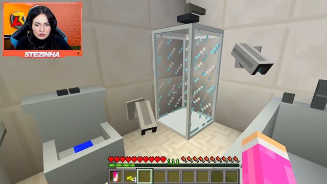 ALGUÉM ME FILMOU USANDO O BANHEIRO NO MINECRAFT! 😭 смотреть онлайн