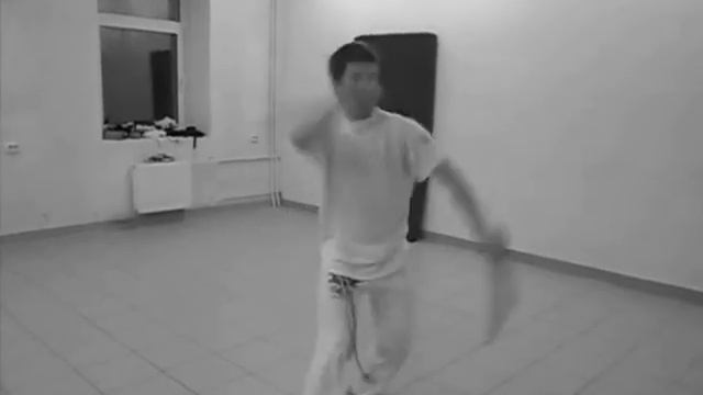 крепкие парни капоэйра-центра.wmv смотреть онлайн