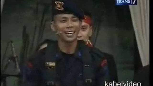 Briptu Norman ngeRap @Opera Van Java смотреть онлайн