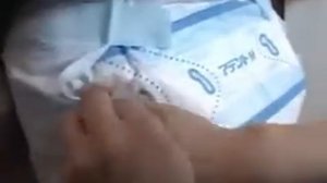 包尿布 diaper