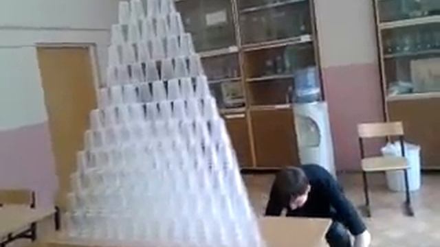 Как мы посещаем дополнительные занятия по химии:D