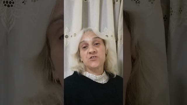 Что делать овечке средь волков? Стихи. Эстэр. смотреть онлайн