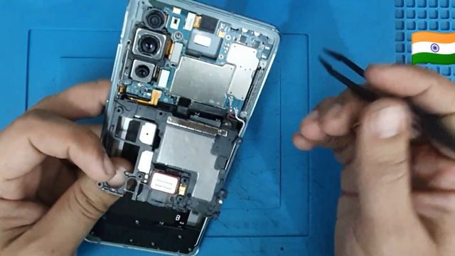 Samsung S20 FE disassembly