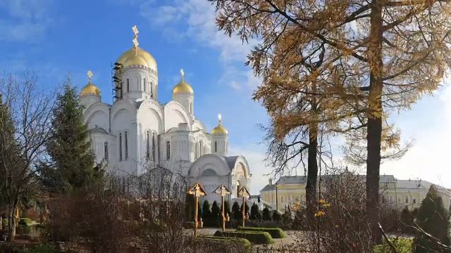 Прямая трансляция пользователя Свято-Троицкий Серафимо-Дивеевский женский монастырь смотреть онлайн