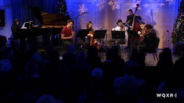 Xiayin Wang and friends perform a "Christmas Medley" (arr. Clint Edwards) смотреть онлайн