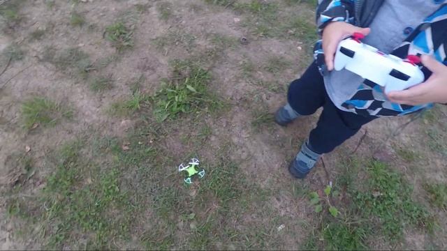 ПРОША ТВ: САМЫЙ МАЛЕНЬКИЙ КВАДРОКОПТЕР В МИРЕ! PROSHA TV: THE SMALLEST DRONE SYMA X12S смотреть онлайн