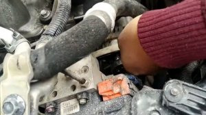 Как снять генератор на хонда фит.