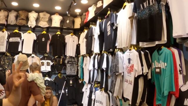 Шумный Стамбул / Прогулка по Босфору / Базар смотреть онлайн