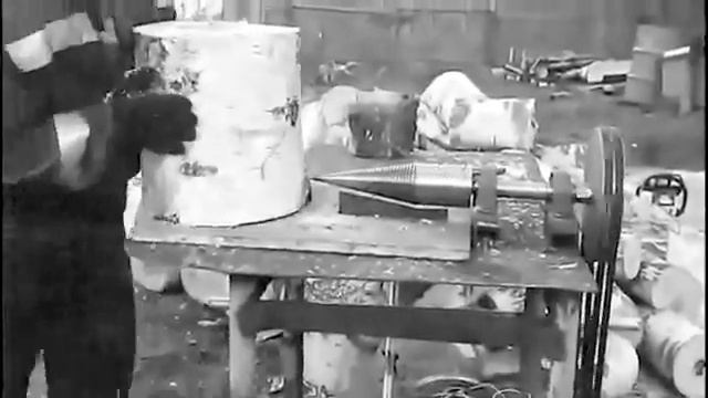 Конусный шуруп морковка  дровокол своими руками