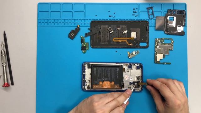 Разбор Huawei P Smart Z / huawei p smart z Teardown смотреть онлайн
