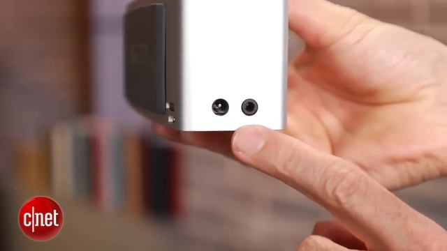 Bose SoundLink Mini: Tiny $200 Bluetooth speaker delivers big sound смотреть онлайн