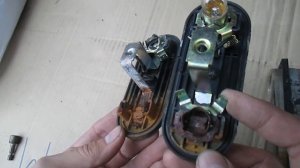 Замена фонаря освещения номерного знака