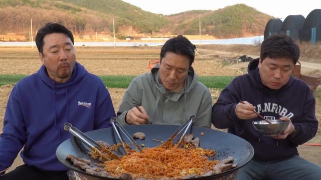 TvN서진이네~~ 콘치즈 불닭볶음면 ?? 그리고 돼지목살 ?? #붉닭볶음면 Buldak Noodles With Corn Cheese