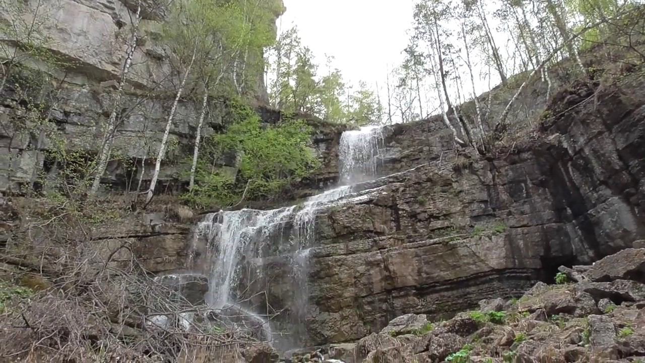 Водопад Куперля. Национальный парк Башкирия. смотреть онлайн