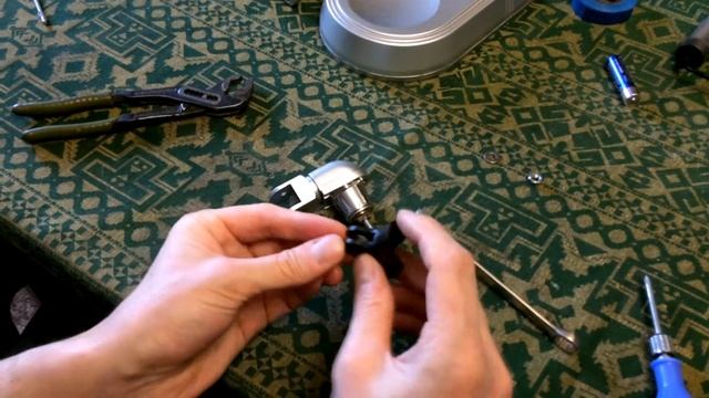 Делаем стойку для микрофона из светильника. смотреть онлайн