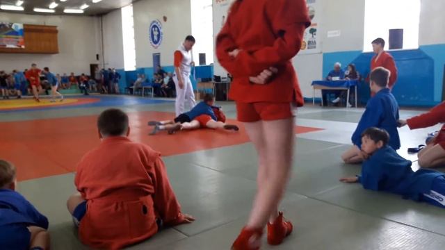 Исфандиёр Лесосибирск смотреть онлайн