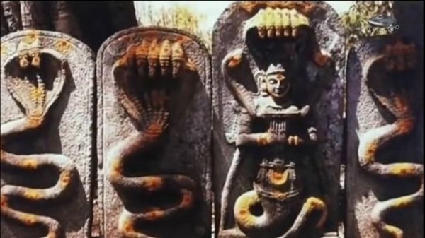 Рассекречены древние писания о внеземной цивилизации. Инопланетяне создали людей