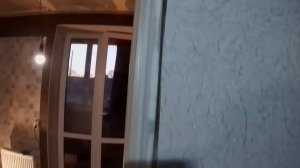 Установка двери своими руками . Кухня . Новостройка .