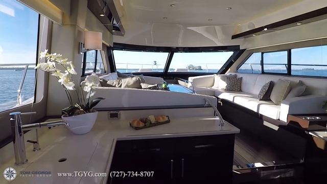 Carver C52 Command Bridge Running Video смотреть онлайн