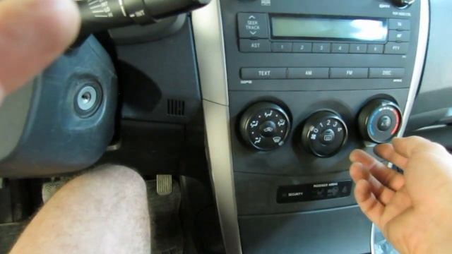 Toyota Corolla немного про салон и обращение ко всяким гадостипыхателям смотреть онлайн
