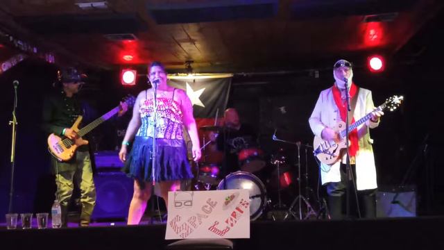 Ashes to Ashes SpaceCorps(cover David Bowie) смотреть онлайн