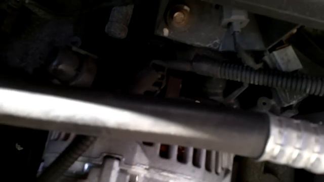 How to change the alternator on a 2003 Dodge Ram 1500. смотреть онлайн