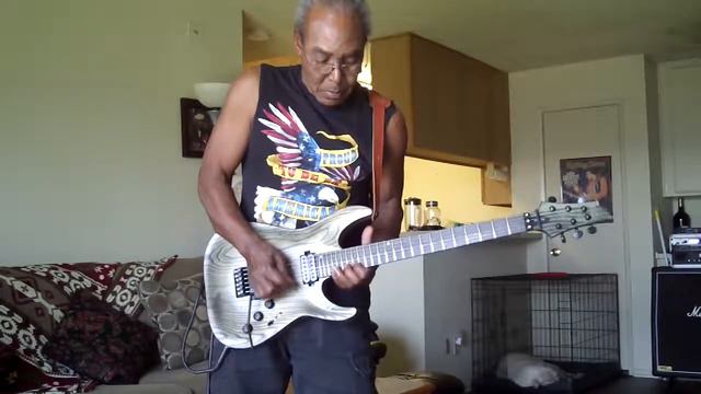 Schecter Apocalypse Passive C1 F/R смотреть онлайн
