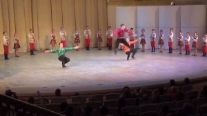 раз калинка два калинка три куста калиновых...