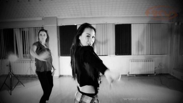 Britney Spears - Work Bitch I Go-Go - Beginners I Choreography by Juli Kim I Dance Studio Focus смотреть онлайн