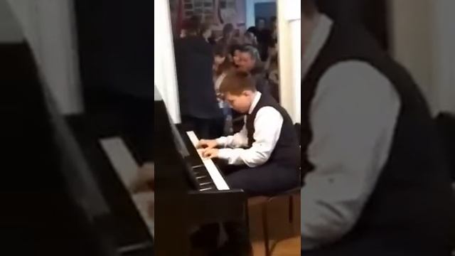 Володимир Олянич викладач Вікторія Корнєва О. Грибоєдов "Вальс" смотреть онлайн