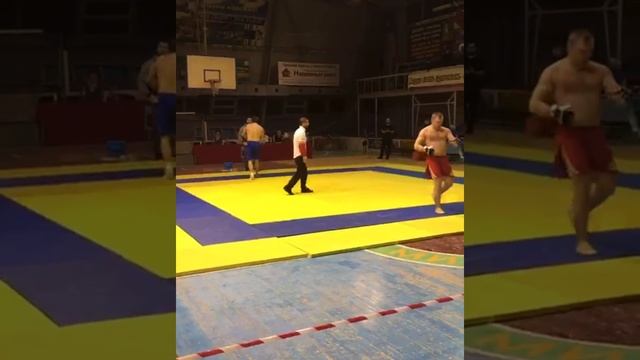 Бой МагомедРашид Магомаев FCF-MMA чемпионат Дагестана !