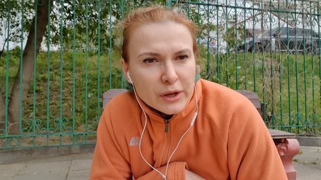 Стретчинг | Растяжка на улице с помощью скамейки смотреть онлайн