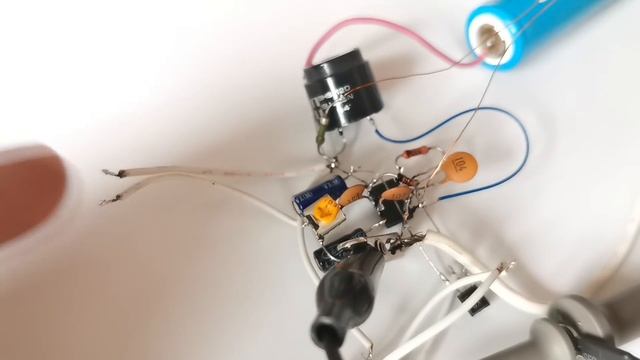 ИК датчик приближения или парктроник на микросхеме LM567.Чует препятствие более 3 метров смотреть онлайн