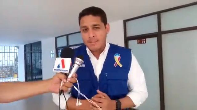 José Manuel Olivares inspeccionó los centros de acopio de la ayuda humanitaria en Cúcuta смотреть онлайн