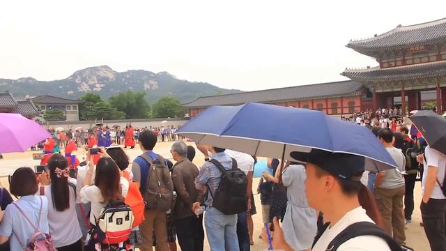 Дворец Кёнбоккун в Сеуле смотреть онлайн