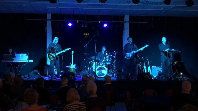FBT Vertus - (CLA 208sa & CLA 604a) Full Live Band Demo Pt.5 смотреть онлайн